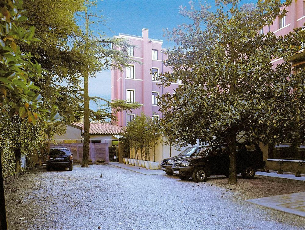 Hotel Le Boulevard Λίντο της Βενετίας Εξωτερικό φωτογραφία